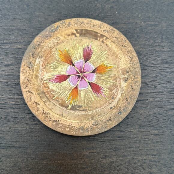 VTG Brass Hand Painted Metal 4" Tray Plate Trinket Dish Artisan Floral Pansy - Picture 5 of 12